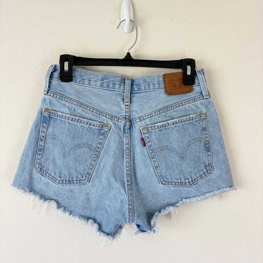 Levis 501 Original Light‎ Wash Distressed Cut Off Denim Shorts W27 56327-0241